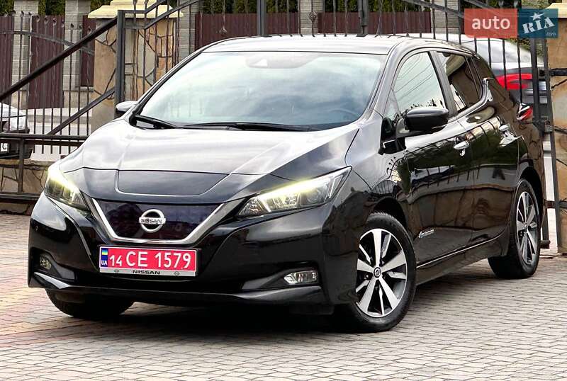 Хэтчбек Nissan Leaf 2020 в Днепре
