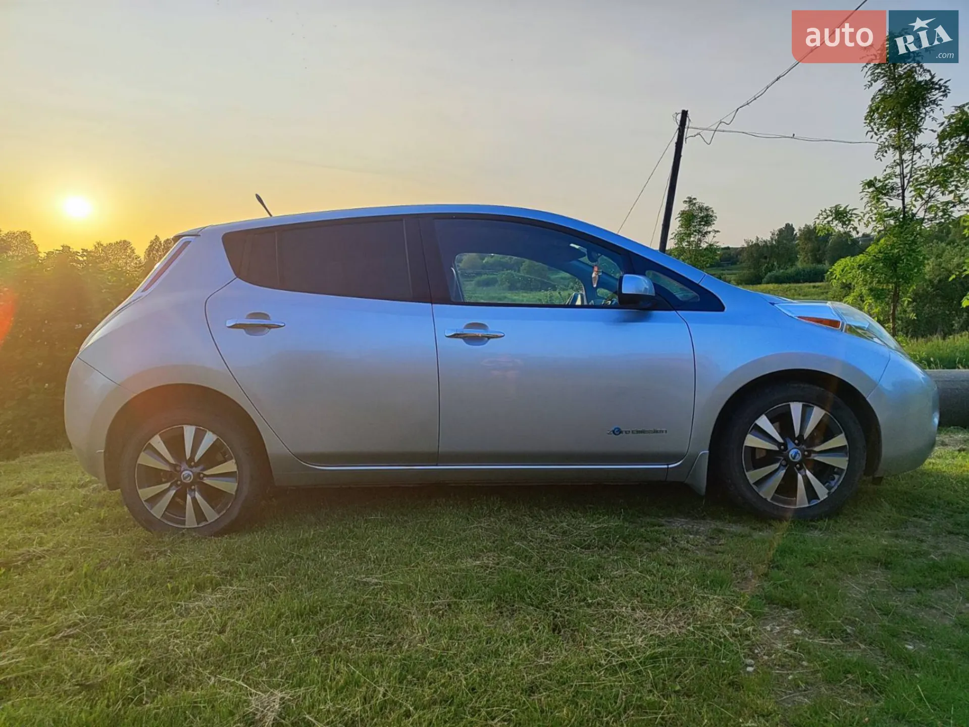 2014 Nissan Leaf - мініатюра 5