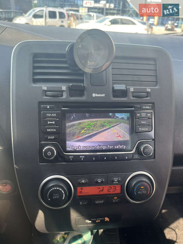 Хэтчбек Nissan Leaf 2015 в Виннице фото 2 Хэтчбек Nissan Leaf 2015 в Виннице