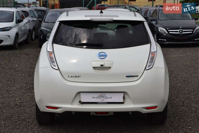 Хэтчбек Nissan Leaf 2016 в Луцке