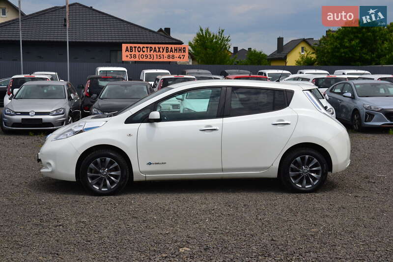 Хэтчбек Nissan Leaf 2016 в Луцке