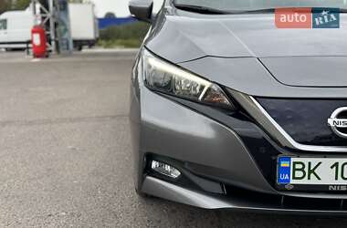 Хэтчбек Nissan Leaf 2020 в 
