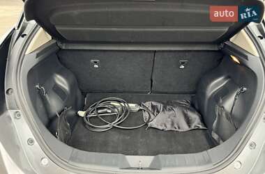 Хэтчбек Nissan Leaf 2020 в 