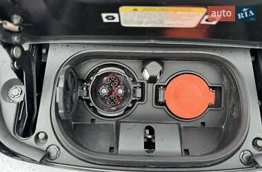 Хэтчбек Nissan Leaf 2020 в 
