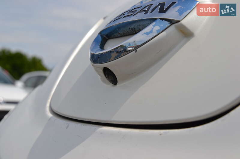 Хетчбек Nissan Leaf 2014 в Луцьку