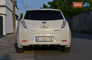 Хэтчбек Nissan Leaf 2016 в 