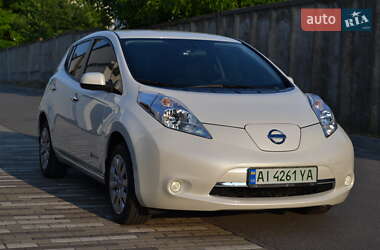 Хэтчбек Nissan Leaf 2016 в 
