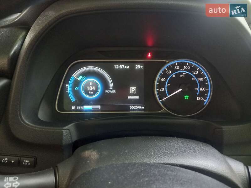 Хетчбек Nissan Leaf 2020 в Києві