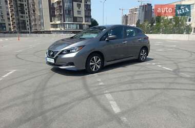 Хетчбек Nissan Leaf 2020 в Києві