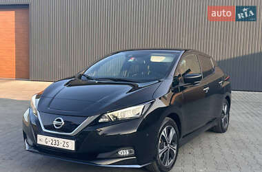 Хэтчбек Nissan Leaf 2020 в 