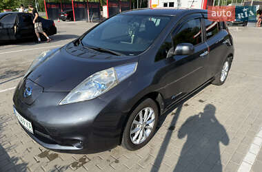 Хэтчбек Nissan Leaf 2013 в Виннице