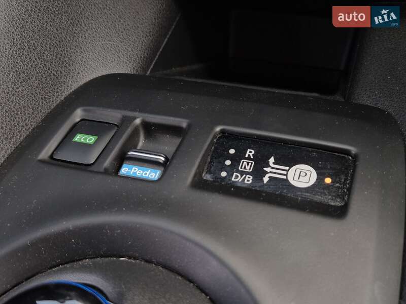 Хетчбек Nissan Leaf 2022 в Бердичеві