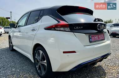 Хетчбек Nissan Leaf 2021 в 