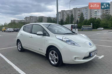 Хэтчбек Nissan Leaf 2012 в Дрогобыче