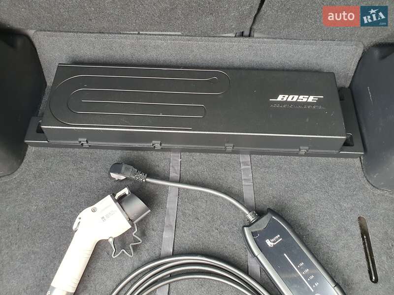 Хетчбек Nissan Leaf 2013 в Горі