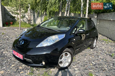 Хэтчбек Nissan Leaf 2012 в 