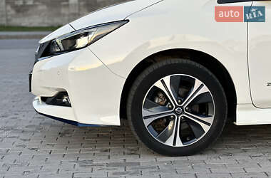 Хэтчбек Nissan Leaf 2020 в 