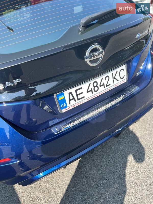 Хэтчбек Nissan Leaf 2018 в Днепре