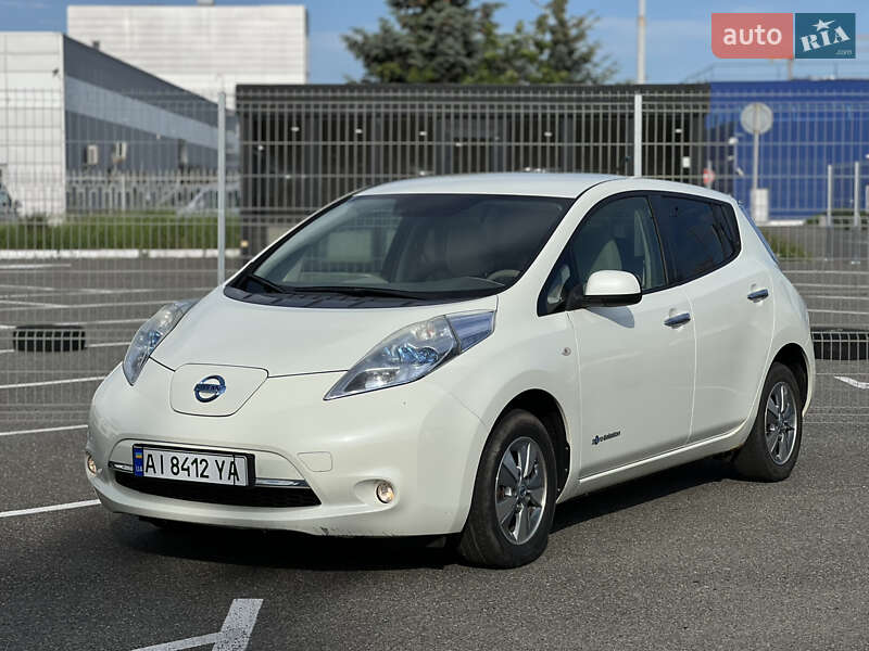 Nissan Leaf 2011