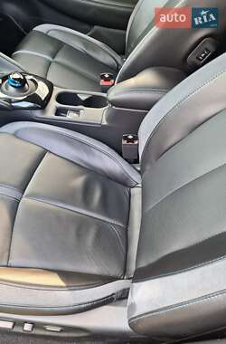Хэтчбек Nissan Leaf 2021 в 