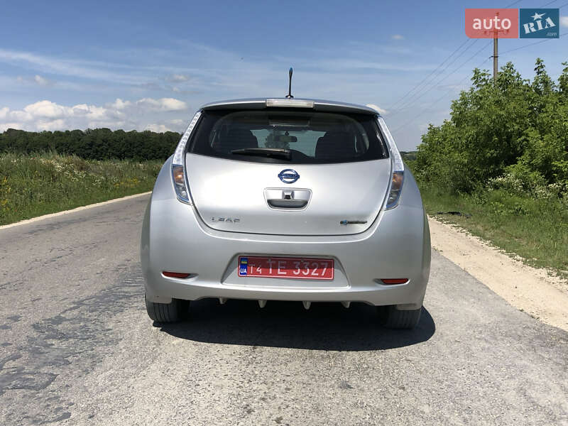 Хэтчбек Nissan Leaf 2013 в Тернополе
