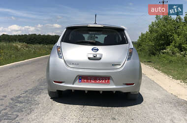 Хэтчбек Nissan Leaf 2013 в 