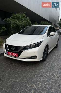 Хэтчбек Nissan Leaf 2018 в Львове