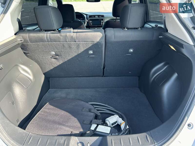 Хэтчбек Nissan Leaf 2019 в Ровно