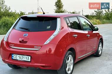 Хетчбек Nissan Leaf 2015 в Чернівцях