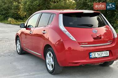 Хетчбек Nissan Leaf 2015 в Чернівцях
