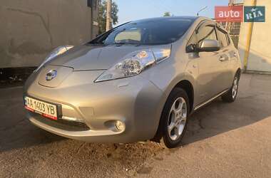 Хэтчбек Nissan Leaf 2014 в Киеве