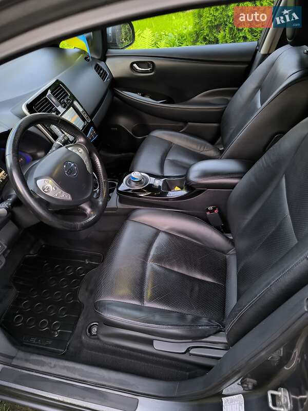 Хэтчбек Nissan Leaf 2013 в Житомире фото 11 Хэтчбек Nissan Leaf 2013 в Житомире