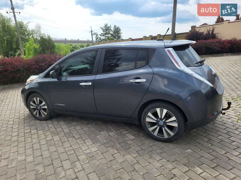 Хэтчбек Nissan Leaf 2013 в Харькове