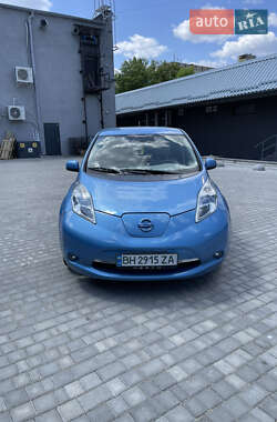 Хэтчбек Nissan Leaf 2011 в Одессе