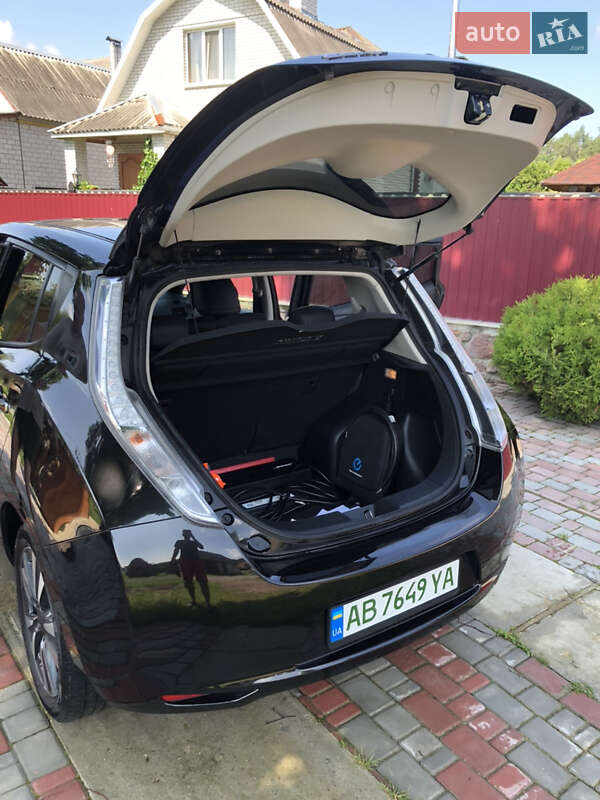 Хетчбек Nissan Leaf 2017 в Житомирі