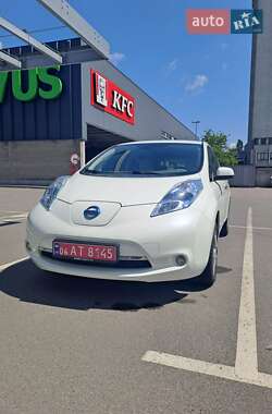 Хетчбек Nissan Leaf 2011 в Києві