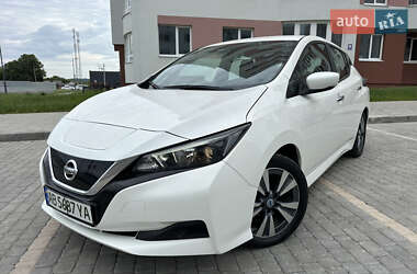 Хэтчбек Nissan Leaf 2020 в 