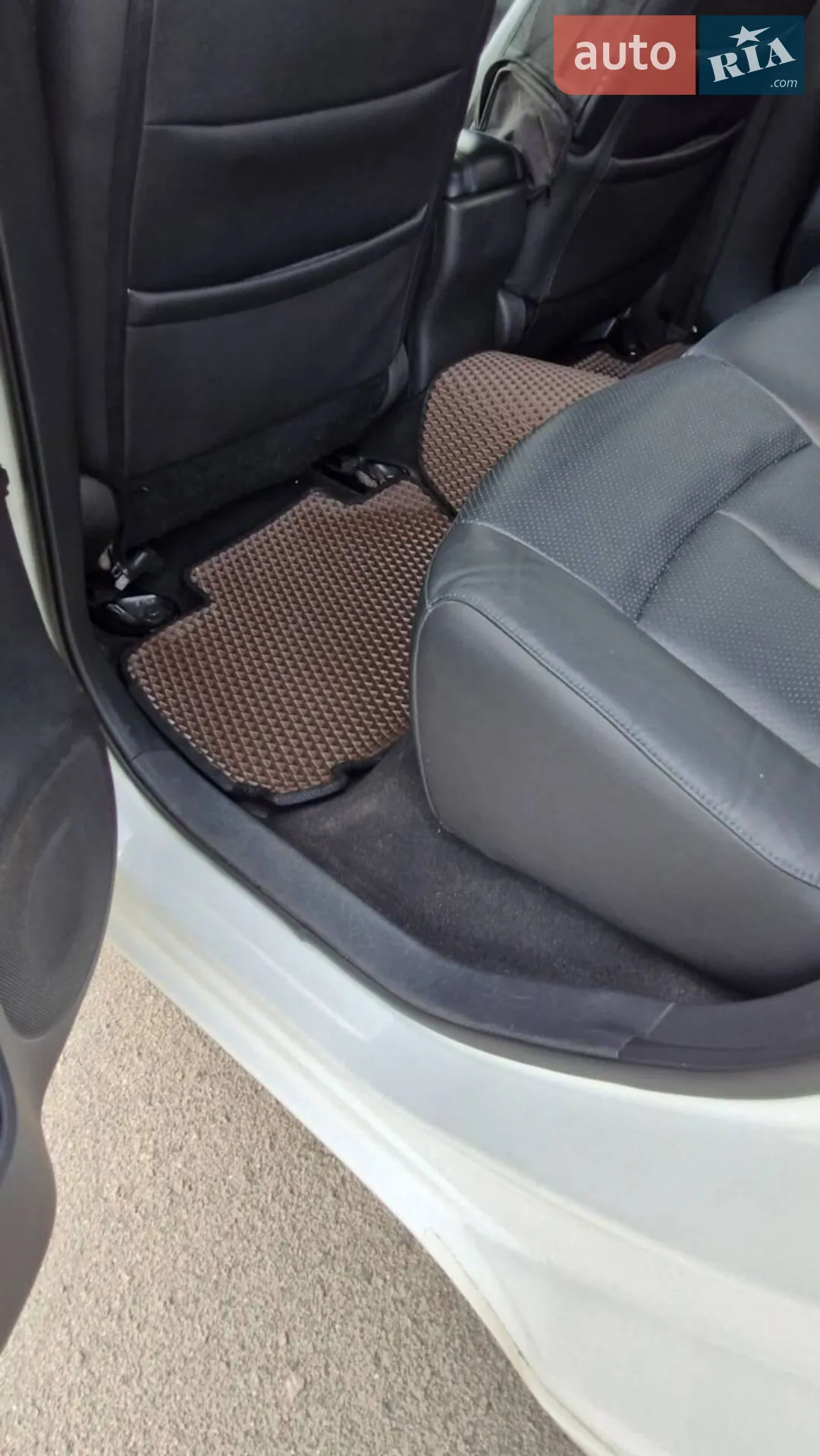 2015 Nissan Leaf - мініатюра 8