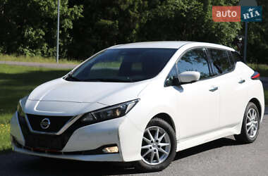 Хэтчбек Nissan Leaf 2018 в Киеве