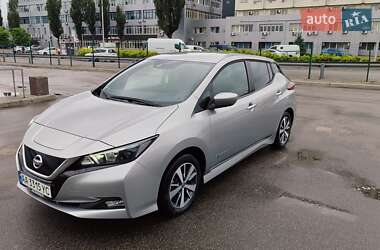Хетчбек Nissan Leaf 2019 в Києві