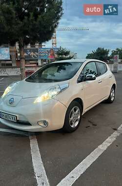 Хетчбек Nissan Leaf 2013 в Одесі
