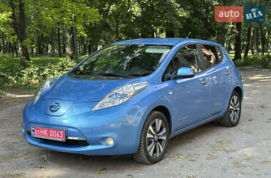Хэтчбек Nissan Leaf 2013 в Тернополе