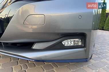 Хетчбек Nissan Leaf 2020 в 