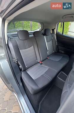 Хетчбек Nissan Leaf 2020 в 