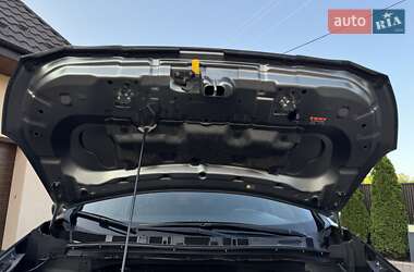 Хетчбек Nissan Leaf 2020 в 