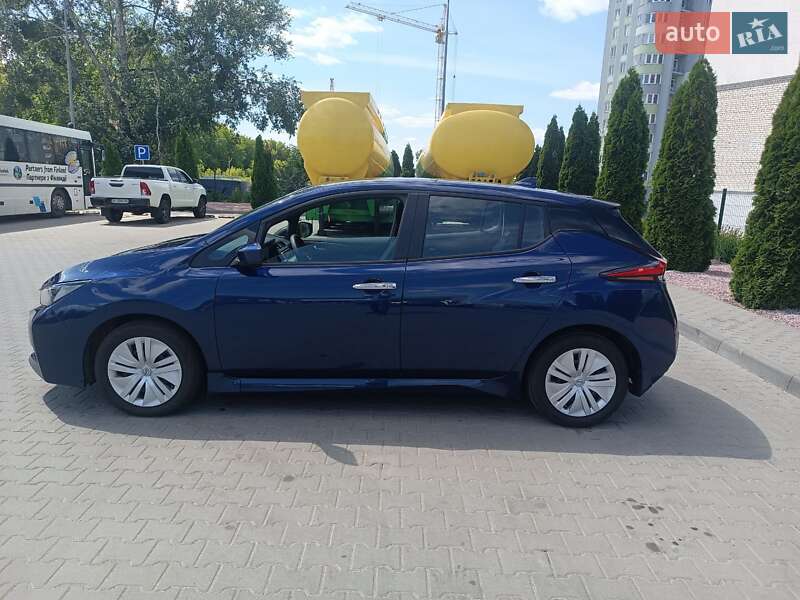 Хэтчбек Nissan Leaf 2024 в Житомире