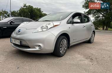 Хэтчбек Nissan Leaf 2014 в Кропивницком