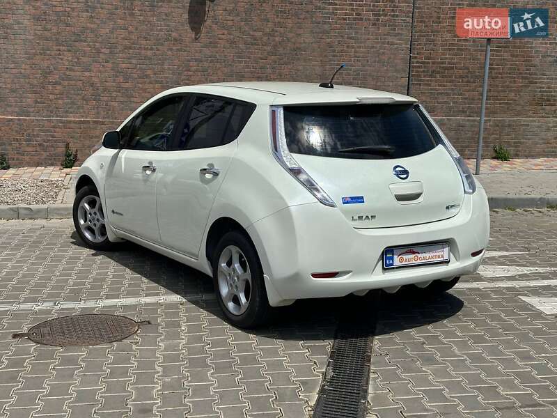 Хетчбек Nissan Leaf 2012 в Одесі фото 16 Хетчбек Nissan Leaf 2012 в Одесі