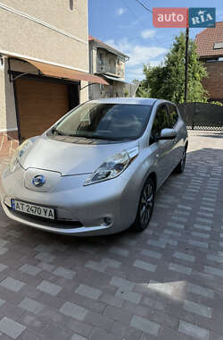 Хэтчбек Nissan Leaf 2013 в Калуше