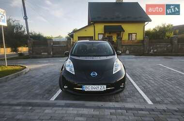 Хэтчбек Nissan Leaf 2014 в Львове